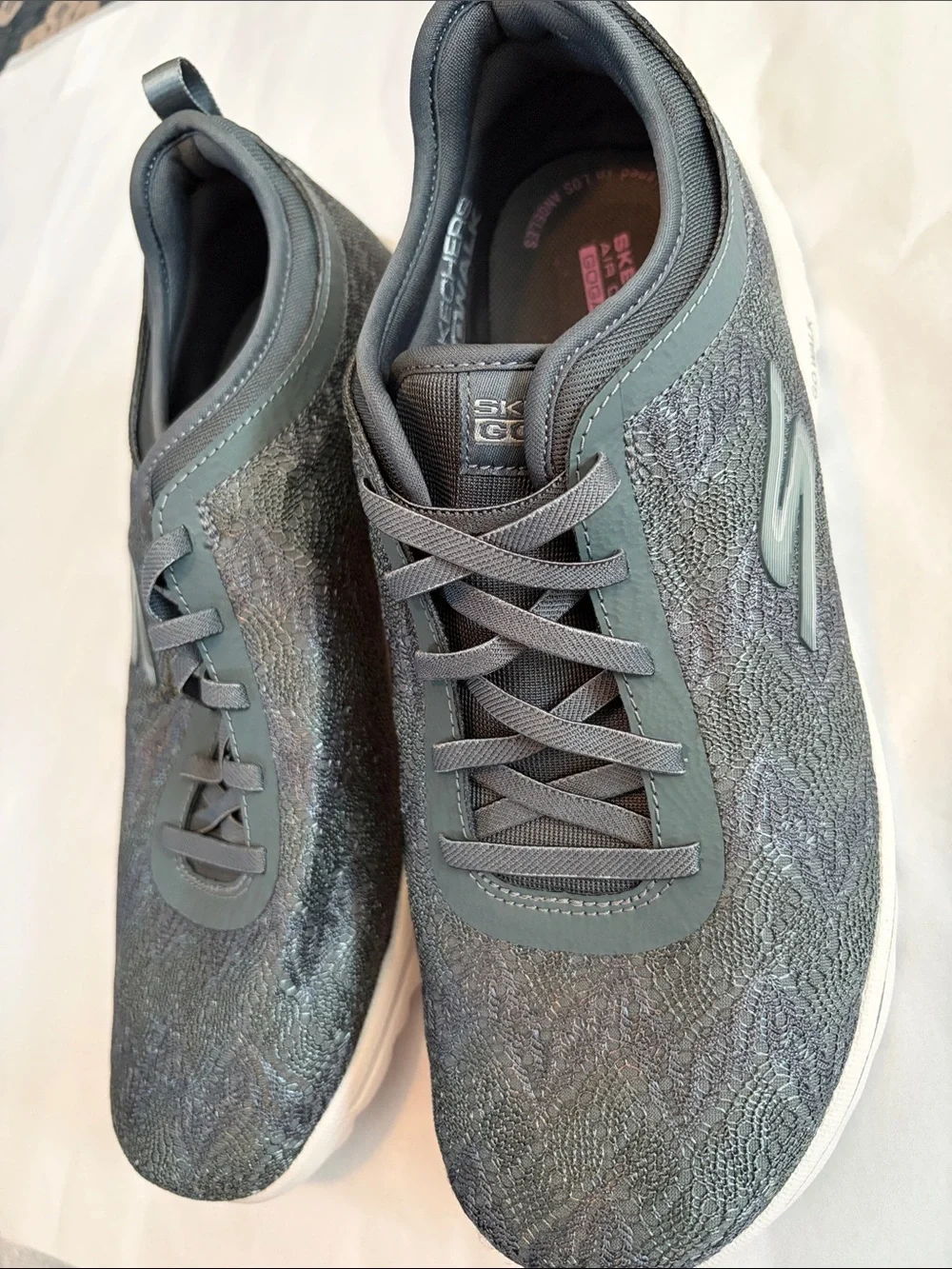 Skechers GOWalk Vegan Washable Travel Lace Sneakers-Cyprus